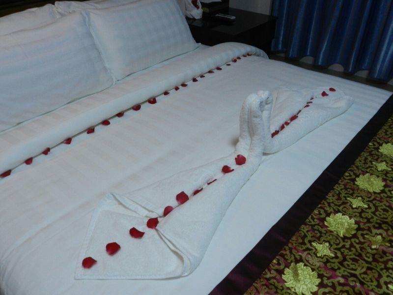 Real Link Hotel Yangon Exterior photo